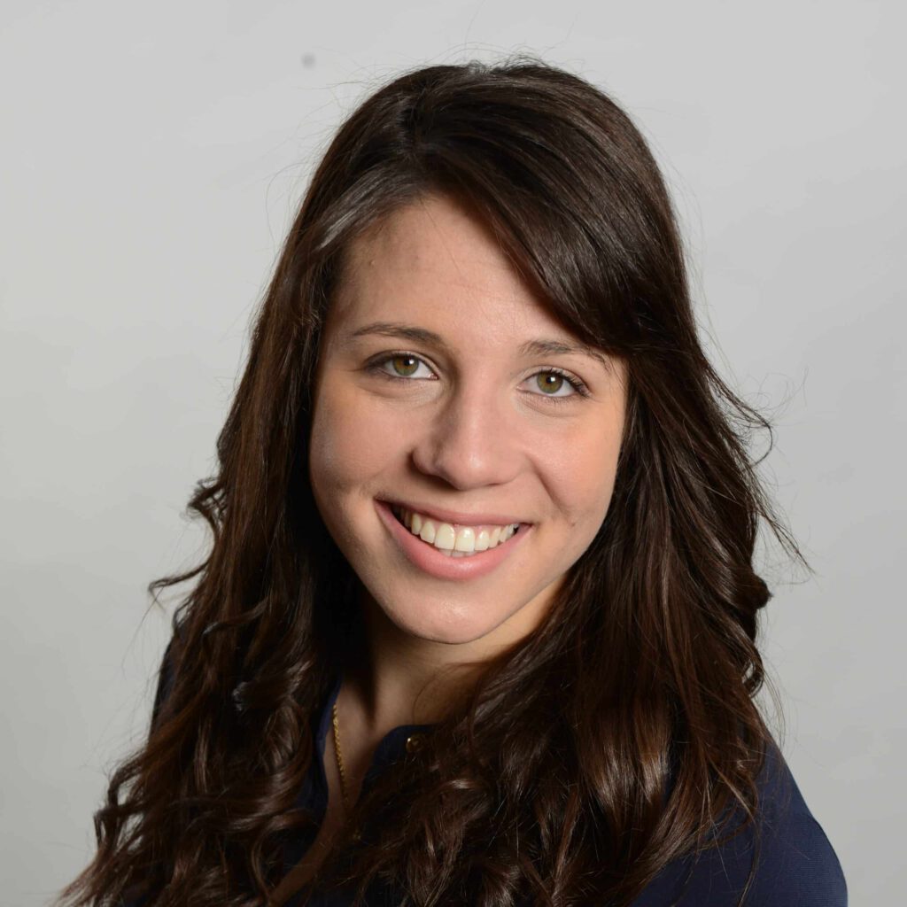 Nicole Murray Headshot