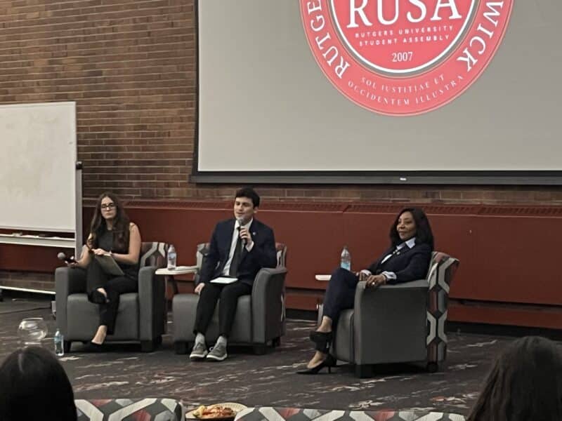 RUSA talks with Chancellor Francine Conway