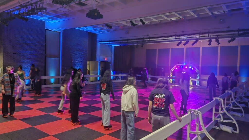 minecraft roller skates geek week