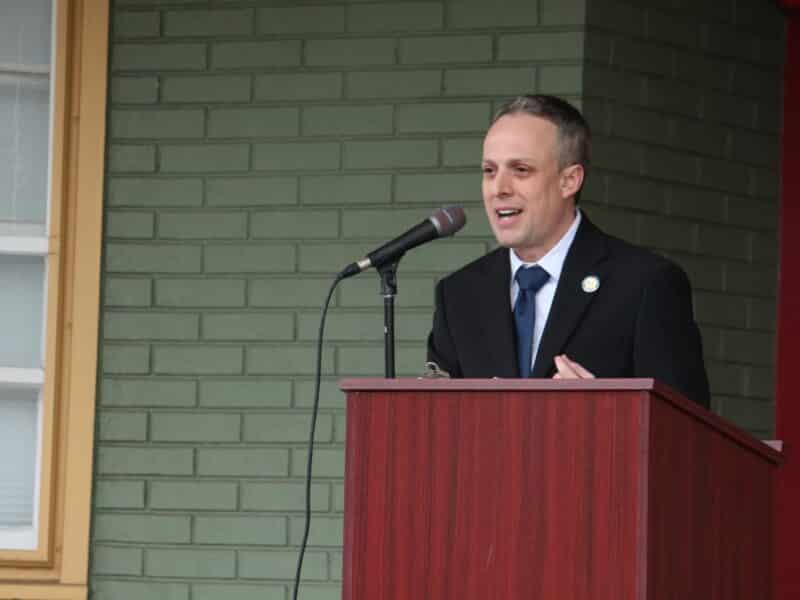 Kratovil runs for mayor